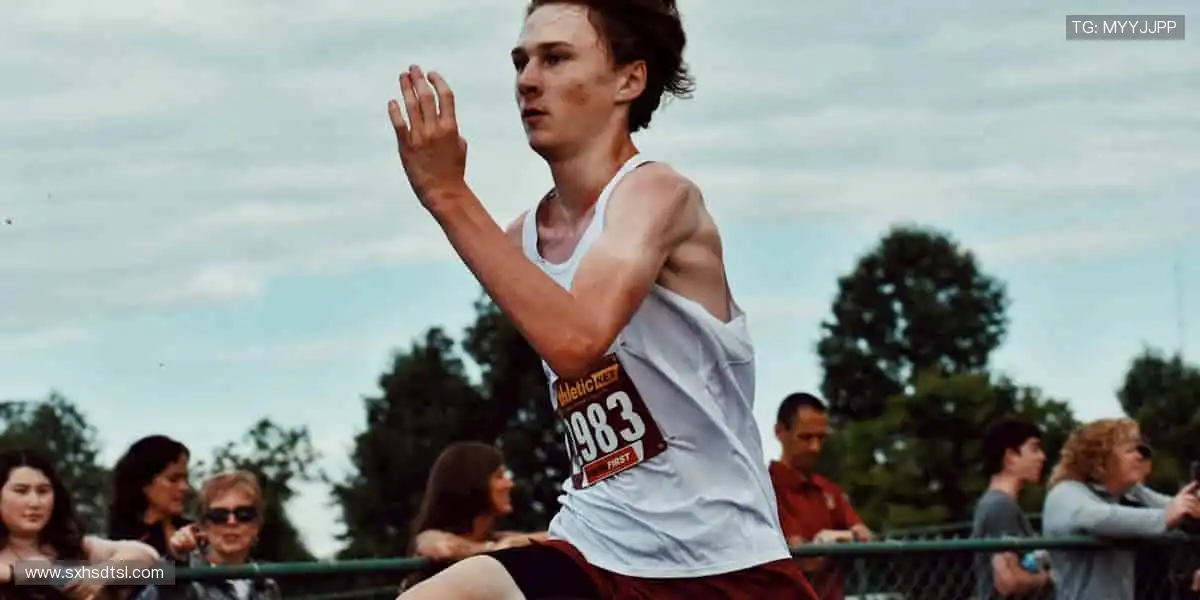 赛场周边，点燃热爱！🎉